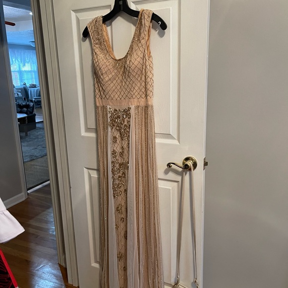 Beautiful Beaded Formal. NWT - Picture 1 of 5